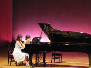 橋本姉妹のピアノ連だんコンサート♪ ～聴いてみよう、弾いてみよう～